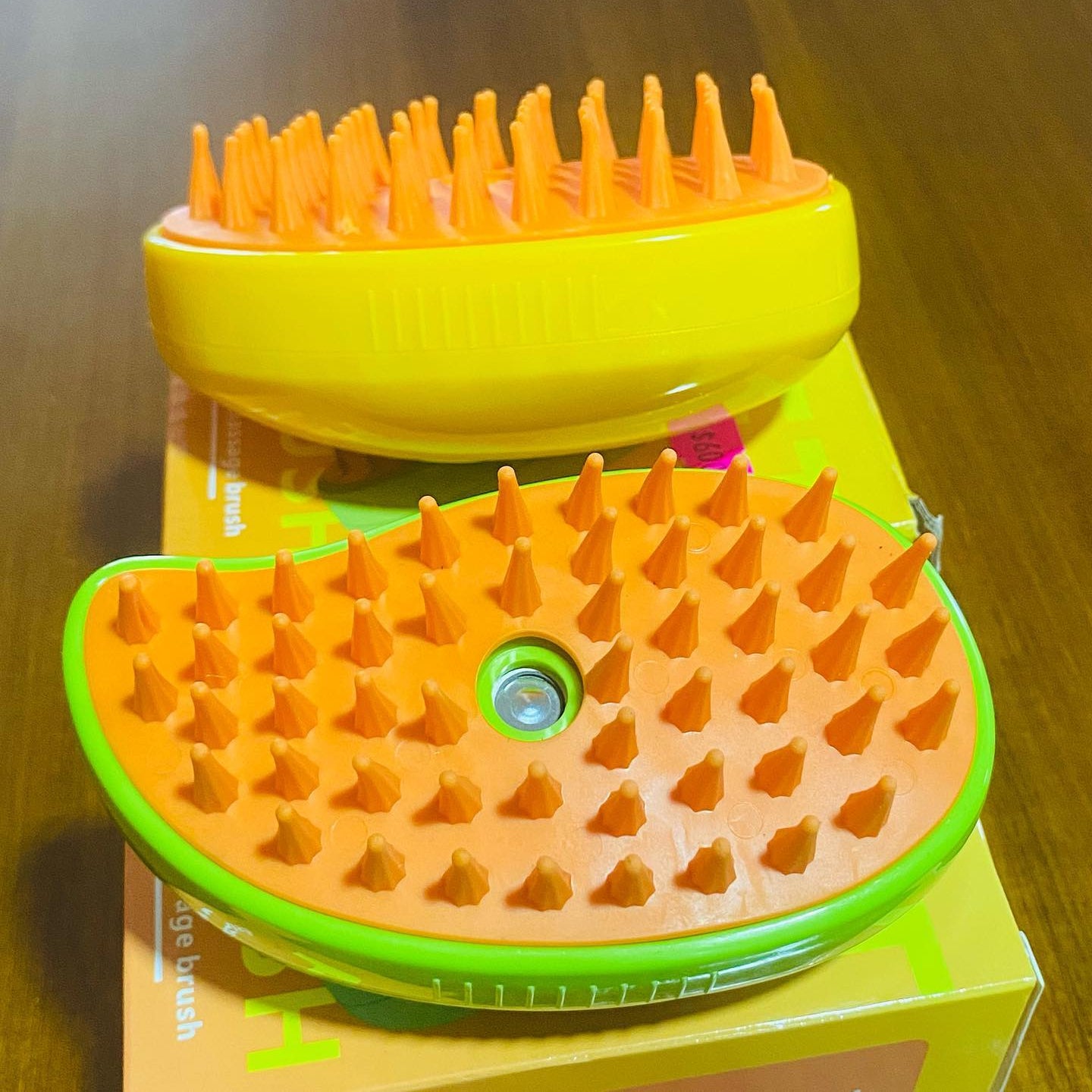 ¡ELIMINA EL 99% DEL PELO SUELTO! 💨🐾 Cepillo de Vapor Quitapelos Patitas 3 en 1 ✨